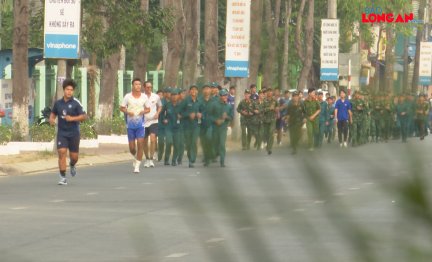 Gần 800 người tham gia Ngày chạy Olympic vì sức khỏe toàn dân năm 2025