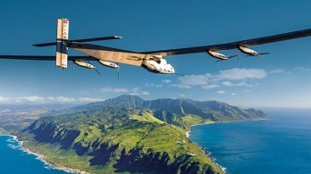 Solar Impulse 2 phá kỷ lục về chuyến bay năng lượng Mặt Trời