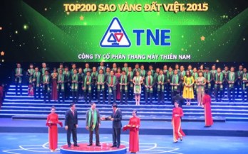 200 doanh nghiệp nhận giải Sao Vàng đất Việt 2015