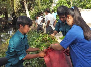 Thủ Thừa: Ra quân hưởng ứng ngày Môi trường thế giới