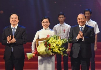 "Cô gái vàng" của Vật lý VN giành học bổng học viện công nghệ hàng đầu thế giới