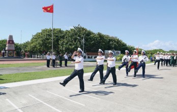 Gửi chú hải quân