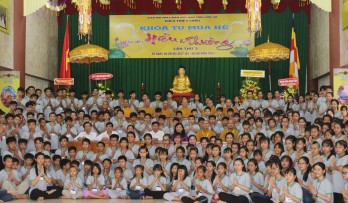 Gần 300 thanh, thiếu niên phật tử tham gia khóa tu mùa hè