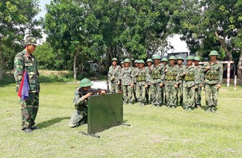 Tiếp bước truyền thống cha anh, giữ bình yên biên giới