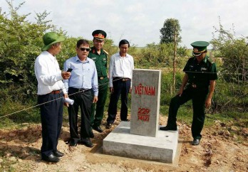 Khảo sát, nghiệm thu cột mốc tuyến biên giới Long An