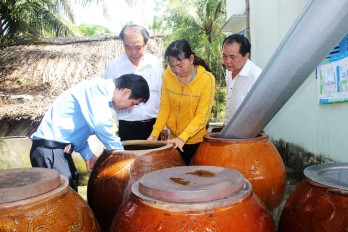 Bộ Y tế kiểm tra công tác phòng, chống sốt xuất huyết tại huyện Cần Đước