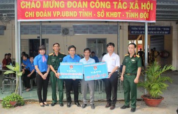 Đoàn thanh niên các đơn vị phối hợp về nguồn tại Đức Hòa