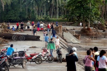 Philippines: 240 killed by typhoon Tembin