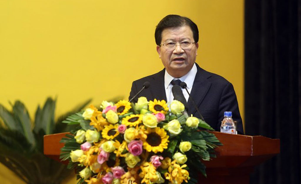 Deputy Prime Minister Trinh Dinh Dung speaks at the meeting of PetroVietnam on January 12 (Photo: VNA)