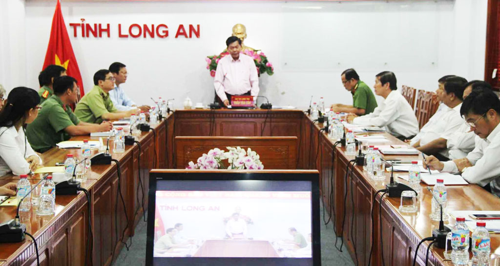 Chairman of Long An province People’s Committee Tran Van Can states at the online conference