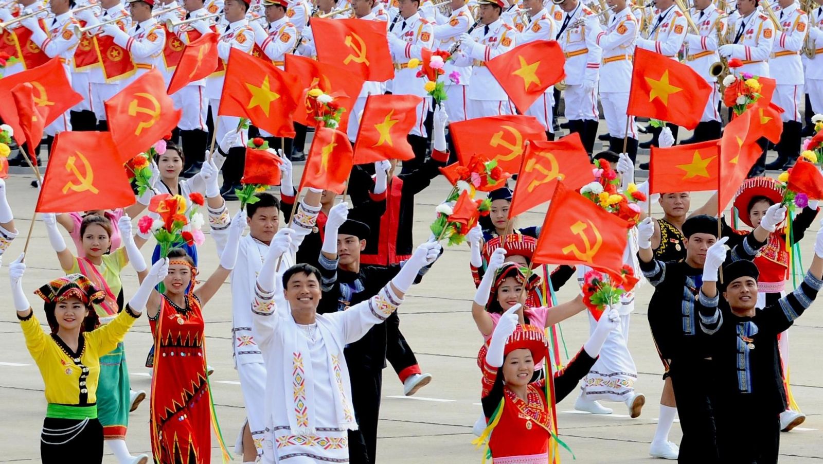 The entire Party and people of Vietnam are striving for a modernised and industrialised economy.