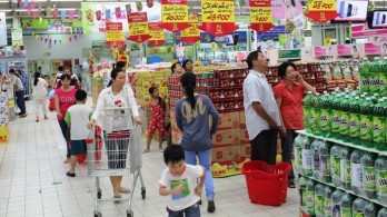 Financial Times: Vietnam sees optimistic consumers