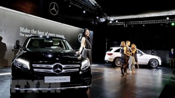 Mercedes-Benz Vietnam recalls biggest ever number of cars