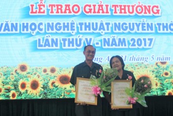 Vợ chồng nhà văn Nguyễn Xuân Đỉnh - Võ Thúy Phượng: Đồng đội, bạn văn và bạn đời