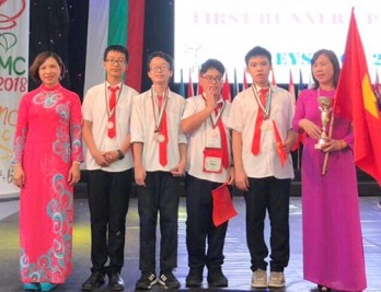 Vietnamese students win big at int'l math competition in Bulgaria