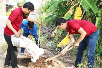 Tuổi trẻ xung kích xây dựng đời sống văn hóa