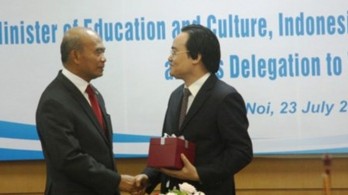 Vietnam, SEAMEO enhance cooperation in education