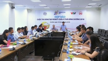 Vietnam sends two teams to regional robot contest