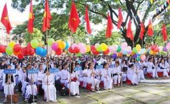 Vui, buồn những ngày đầu năm học mới