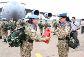 Send-off ceremony for peacekeeping field hospital staffers