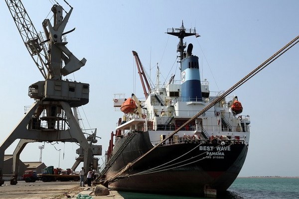 Một tàu chở dầu cập cảng Hodeidah. (Nguồn: AFP)