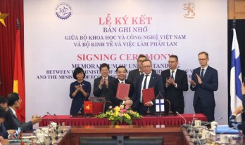 Vietnam, Finland step up science-technology-innovation cooperation