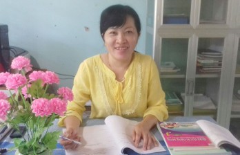 Người đi “gieo chữ” vùng biên