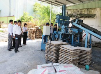 Long An: Hỗ trợ doanh nghiệp ứng dụng máy ép gạch không nung