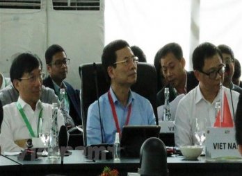 Vietnam attends ASEAN telecom ministers meeting in Indonesia