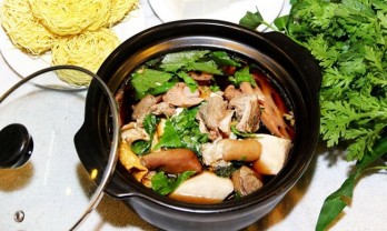 Goat hotpot