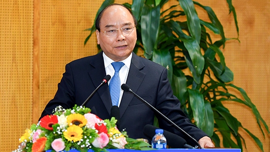 Prime Minister Nguyen Xuan Phuc speaks at the working session with the Ministry of Planning and Investment on February 19.