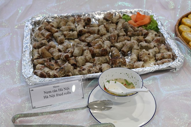 'Nem ran" is served at the dinner at the IMC (Source: VNA)