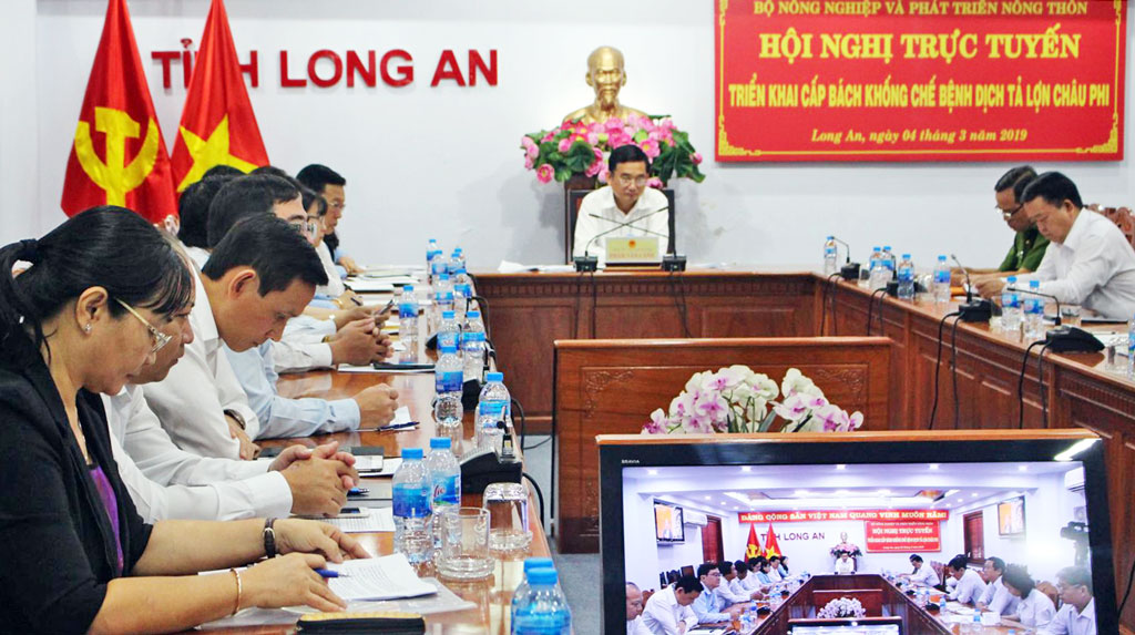 Vice Chairman of Long An Provincial People's Committee – Mr. Pham Van Canh chaired at Long An end-point