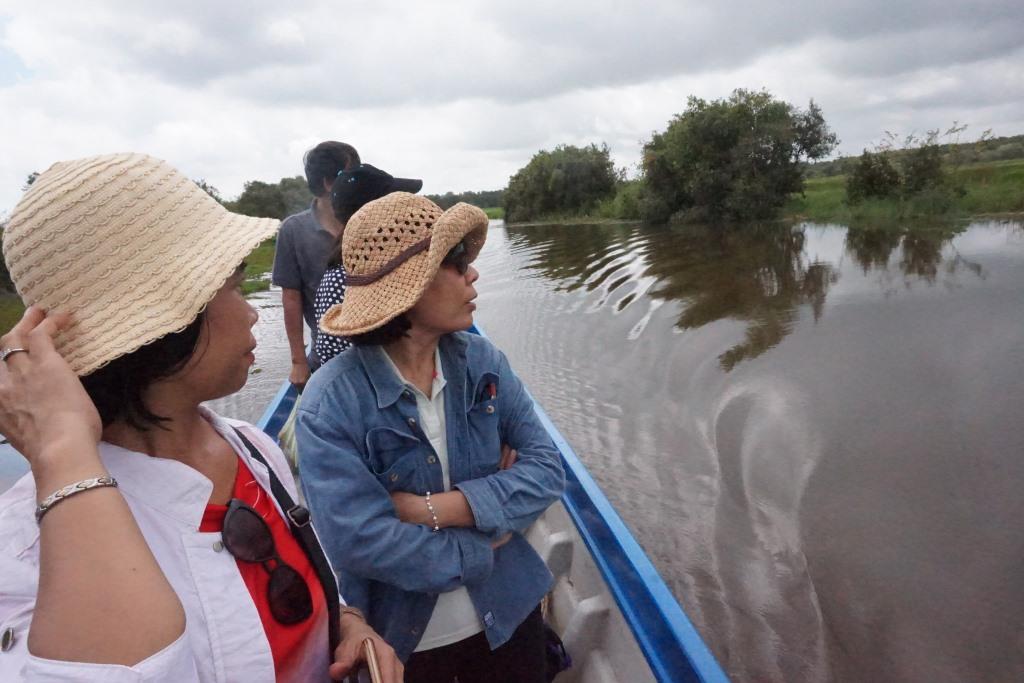 Tourists visit Lang Sen Wetland Reserve