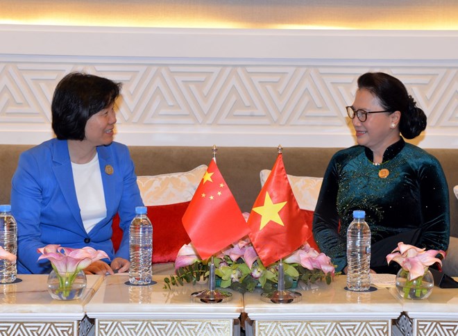 National Assembly Chairwoman Nguyen Thi Kim Ngan (R) and Vice Chairwoman of the China National People’s Congress Standing Committee Shen Yueyue (Photo: VNA)