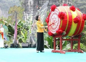 Trang An Festival opens in Ninh Binh province