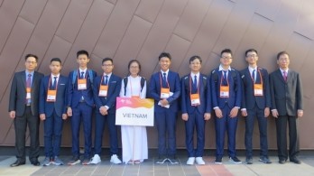 Vietnamese students shine at 2019 Asian Physics Olympiad