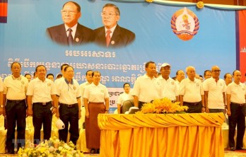 Cambodia: CPP starts local council election campaign