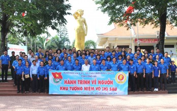 Đoàn Thanh niên viếng Khu tưởng niệm Võ Thị Sáu