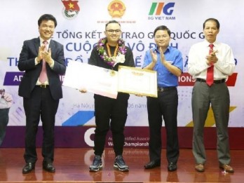 Vietnamese students win ticket to ACAWC’s final round