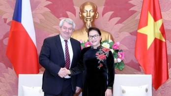 Top legislator greets Vice Chairman of Czech lower house