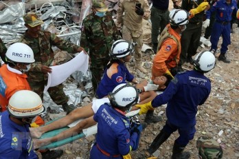 Cambodia supports victim of building collapse incident