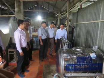 Business household supported toxin filtering machines in alcohol production