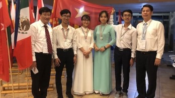 Vietnamese students bag four medals at international biology contest