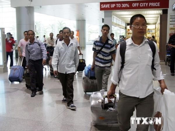 Nearly 67,000 labourers were sent abroad in the first half of 2019. (Photo: VNA)