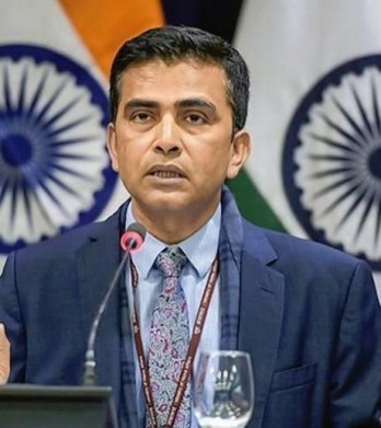 India calls for compliance with international law in East Sea