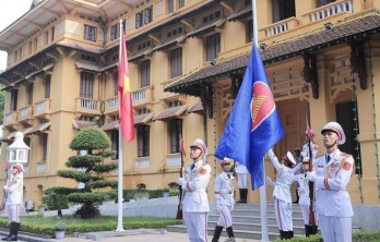 ASEAN flag hoisting ceremony celebrates grouping’s 52nd anniversary