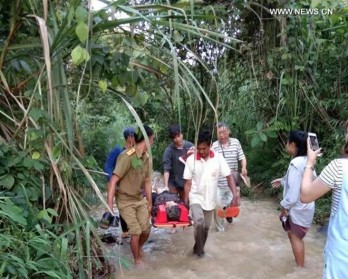 At least eight Chinese killed in bus crash in Laos