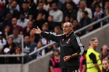 Tân HLV Sarri sẽ bỏ lỡ 2 trận khai màn của Juventus ở Serie A