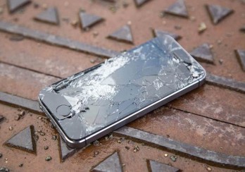 Apple lần đầu tiên cho phép các cửa hàng độc lập sửa iPhone